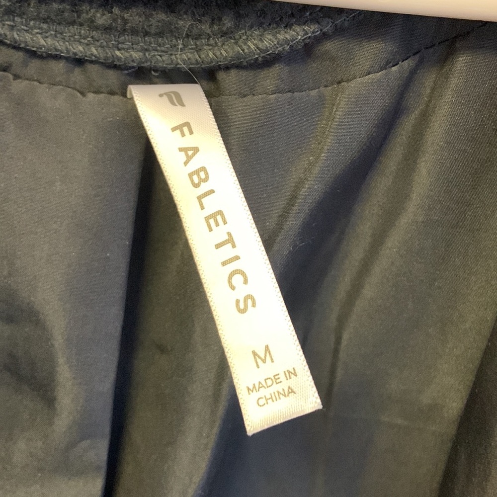 Fabletics Fleece Grey Charcoal Long Jacket Coat Size M new have tag - Picture 2 of 7